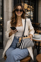 Women's Trendy and Fashionable Striped Exquisite Crossbody Bag, with Contrasting Colors and Adjustable Shoulder Straps, Simple and Versatile, Elegant and Fashionable.