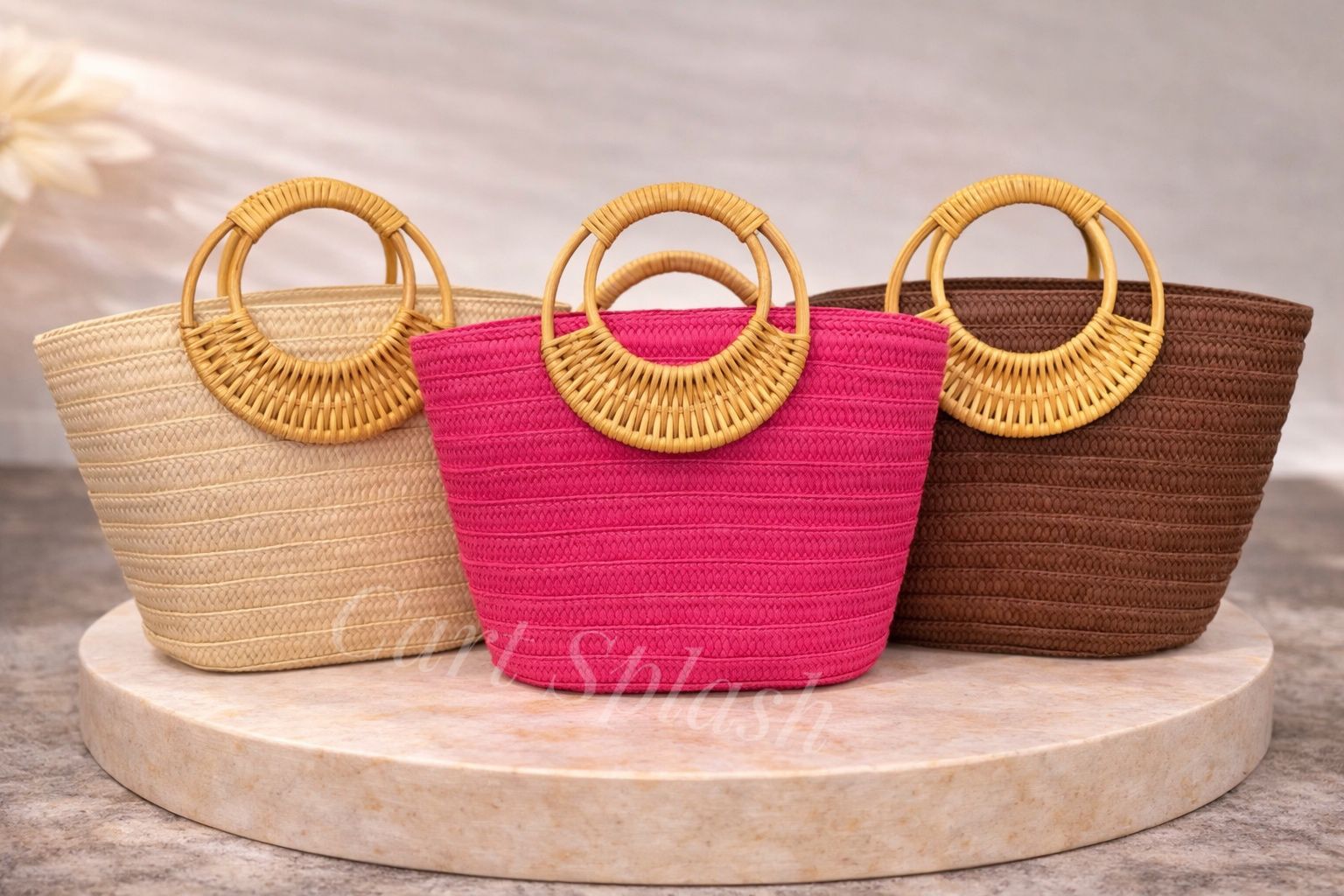 A Stylish and Casual Summer Vacation-style Large- capacity Solid-color Woven Paper Product with a Round Wooden Handle.